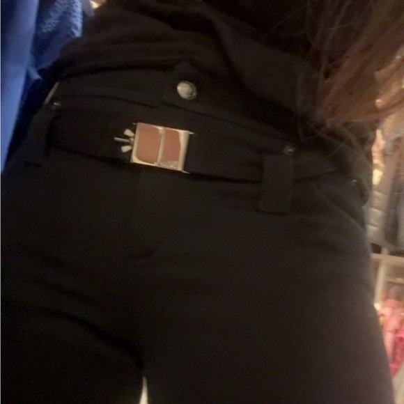 100% Authentic Christian Dior pants 😍 so CUTE has built in belt - Picture 4 of 7